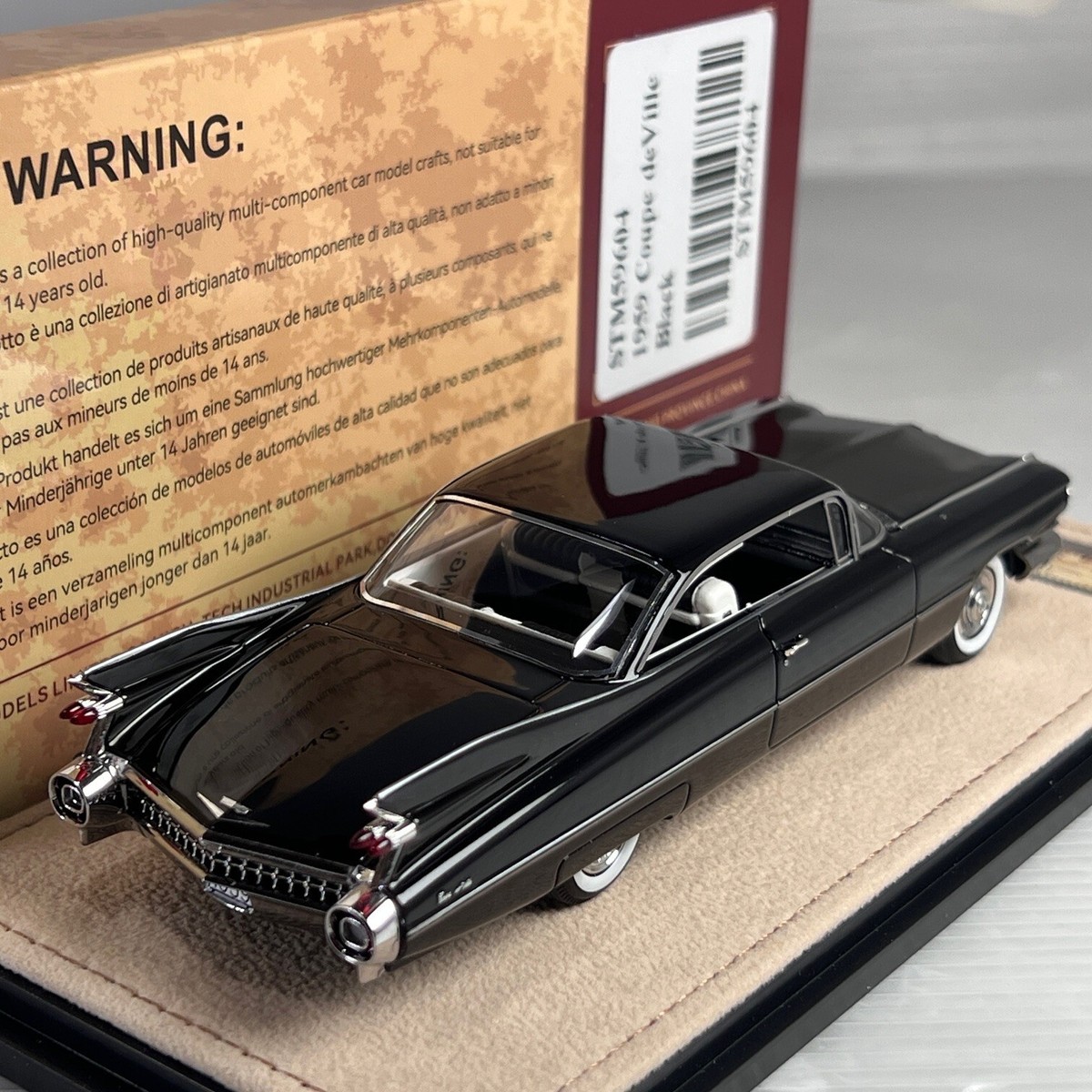 1959 Cadillac Coupe DeVille ダイキャスト 1959 Cadillac Coupe DeVille Red 1/24 Diecast Model Car by