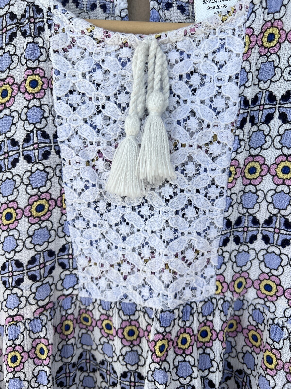 FILA Kandy Kiss Girl's Sleeveless Floral Shirt Flower Rows Large L Rayon