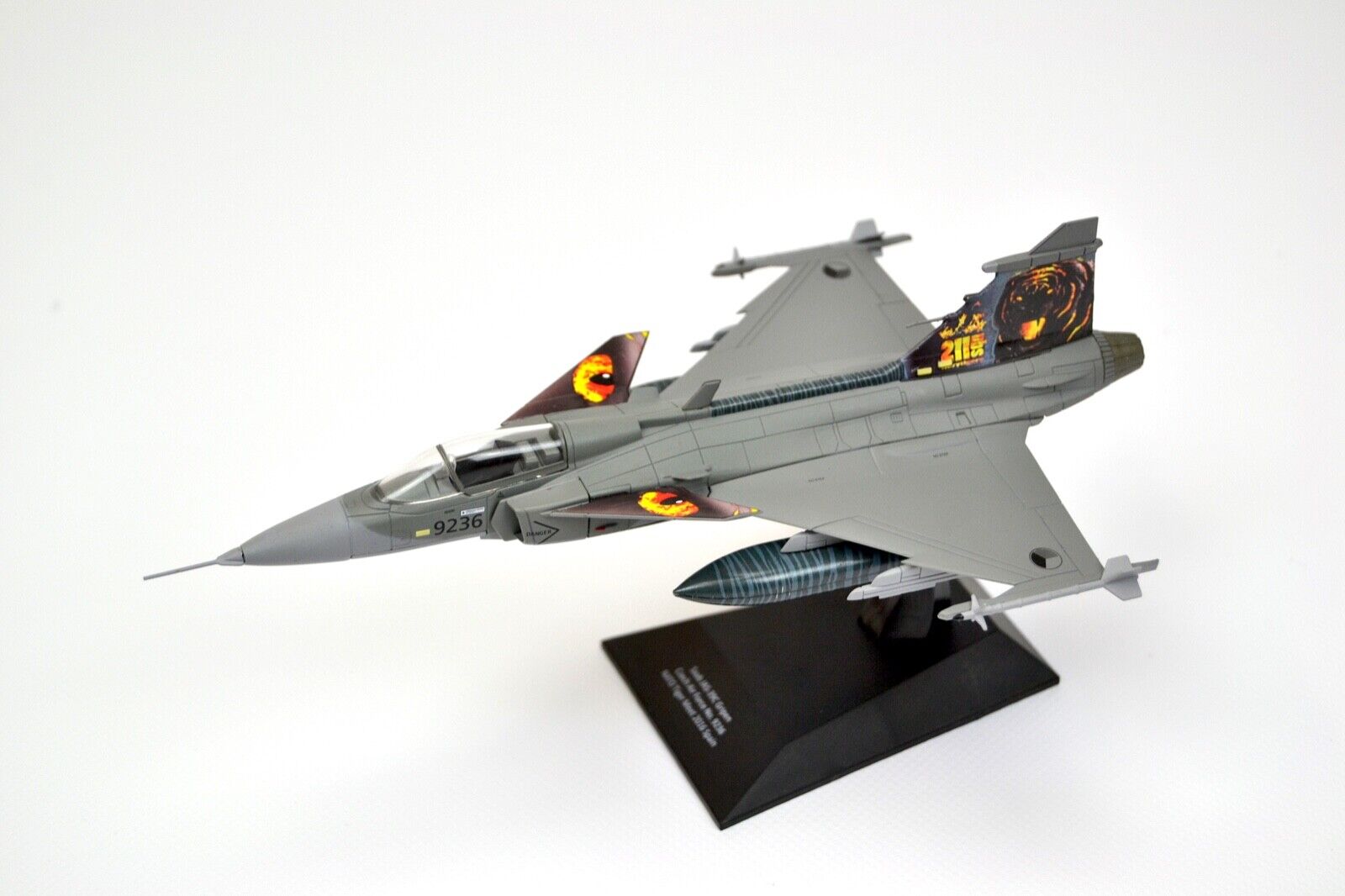 Schijnen Veroveren tong Saab JAS-39C Gripen, Czech Air Force No. 9236, NTM 2016, 1:72 scale diecast  | eBay