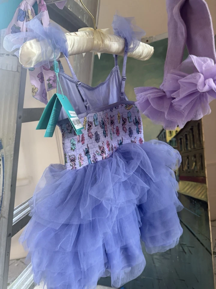 Vestido de tul Disney talla 3T-4T con calcetines y pelo Foto 3 de 4