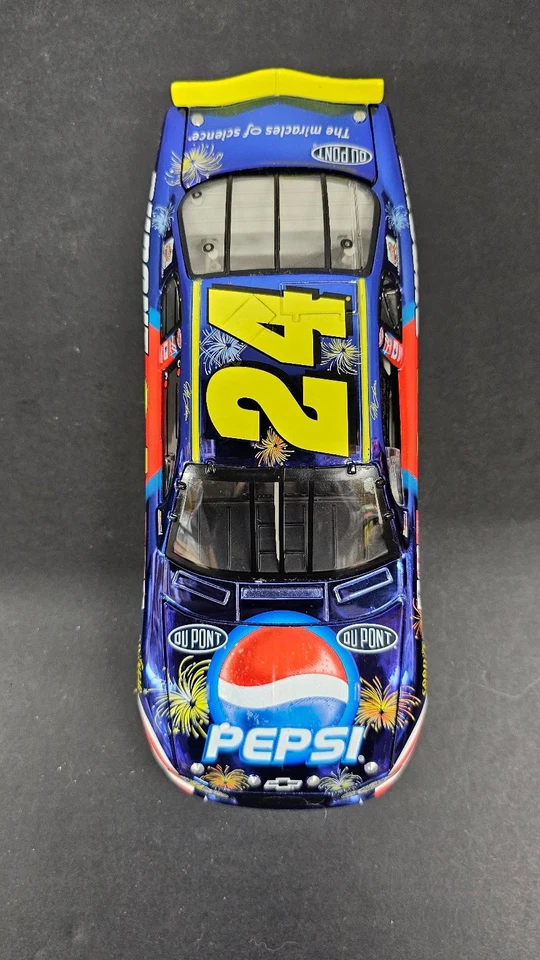 Action Jeff Gordon 1998 DuPont Pepsi 1:24 NASCAR Stock Car Fireworks Foto 3 de 4