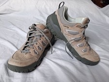 OBOZ Sawtooth II Low Waterproof Hiking Shoes Womens Size 9 Beige Cordura Fabric