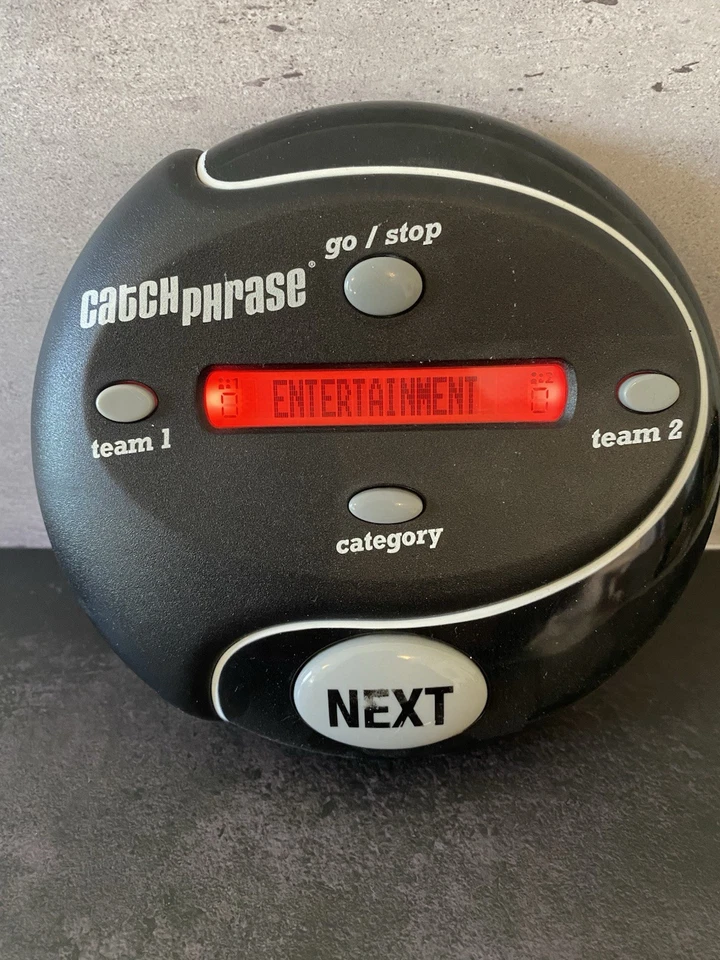 Lot of 2 Hasbro Catch Phrase And Catch Phrase Scrabble Electronic Handheld Games - Image 4 of 4