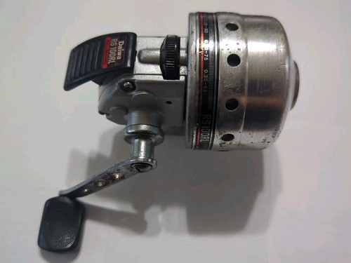 Vintage Daiwa RS100RL Spincast Reel Inv #2000