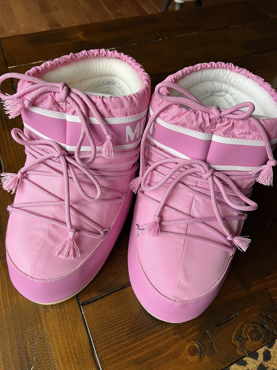 Moon Boot® icon Nylon Low Boots Pink size EU 42/44 Revolve