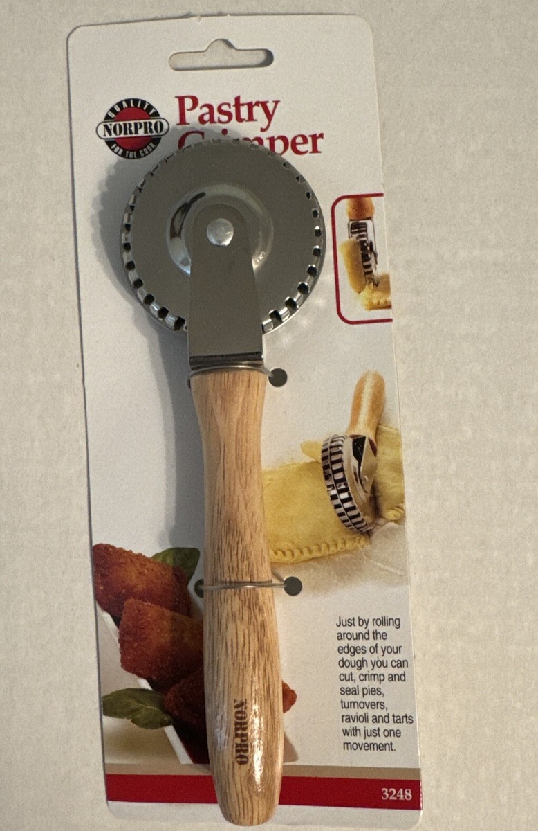 Norpro Pastry Crimper Ravioli Pasta Edger Sealer Cutter Wheel - Main Image
