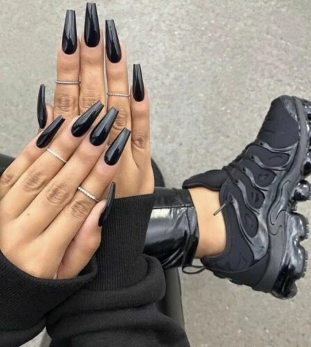 Coffin cute on sale acrylic nails
