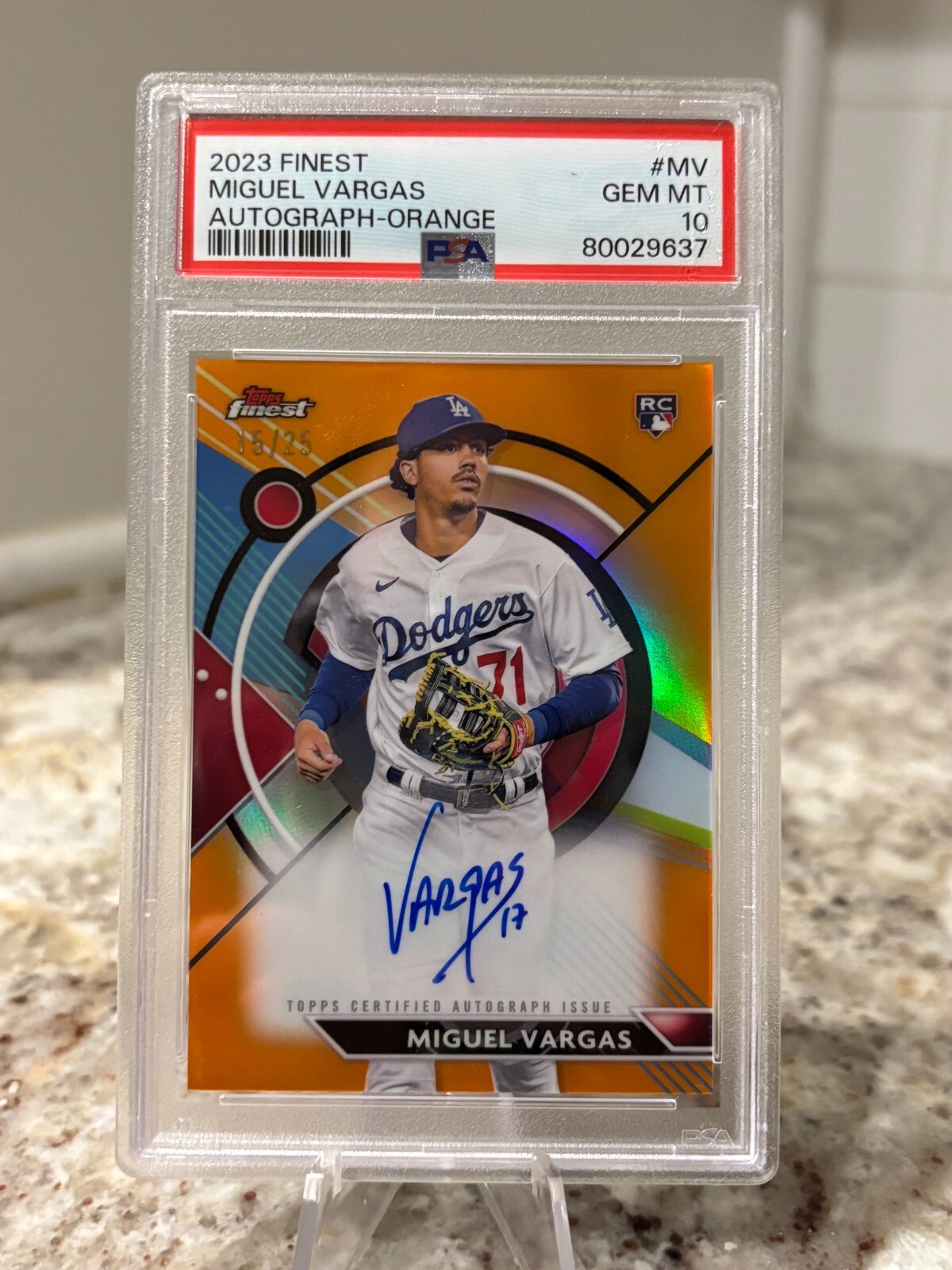 2023 Topps Finest Orange Refractor Rookie Auto MIGUEL VARGAS /25 DODGERS
