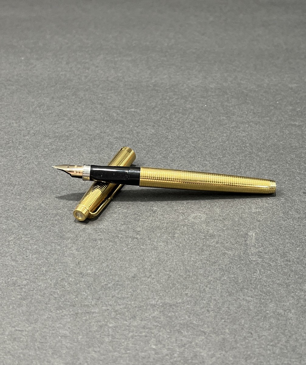 Vintage Parker 14k GF Cap Barrel Fountain Pen With 14K Gold