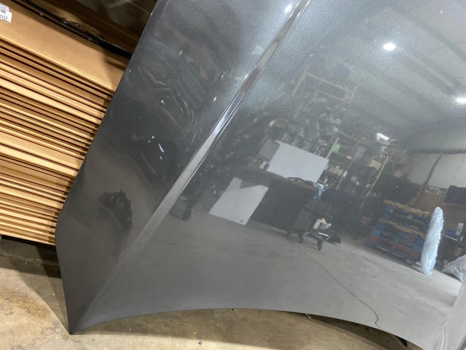 2012-2018 Audi A7 S7 OEM Hood Daytona Gray LZ7S (TL) Foto 3 de 4