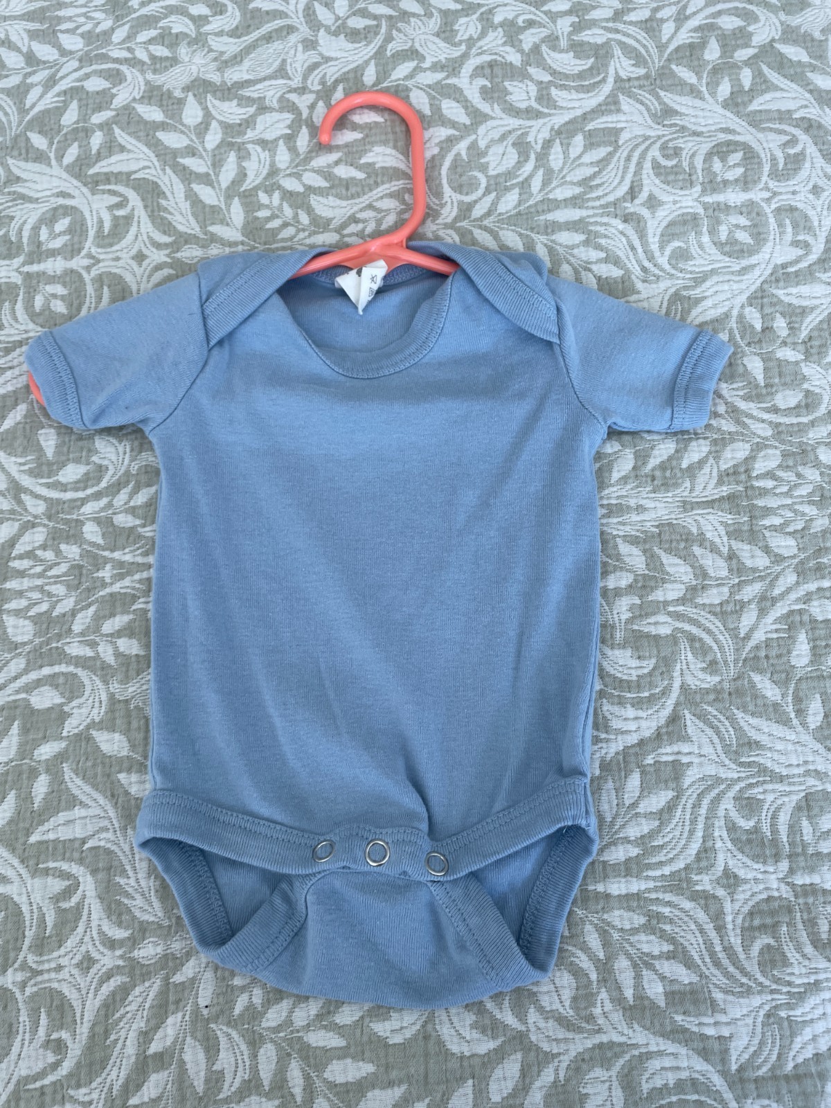 Kate Quinn Baby Bodysuit Unisex 0-3M Light Blue Snap Tank Henley Bamboo Casual
