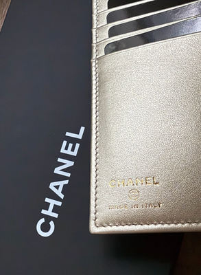 New Chanel Passport Holder 26C Leather Classic CC Logo Metallic