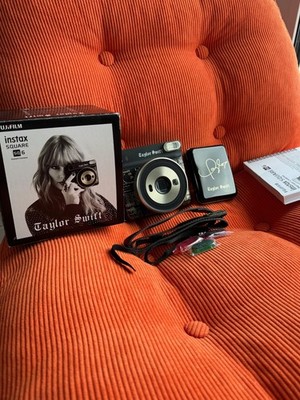 Fujifilm Taylor Swift Limited Square SQ6 Instax Kamera
