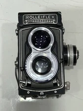 Rolleiflex T Grey medium format 120 mm Camera In Working Condition.