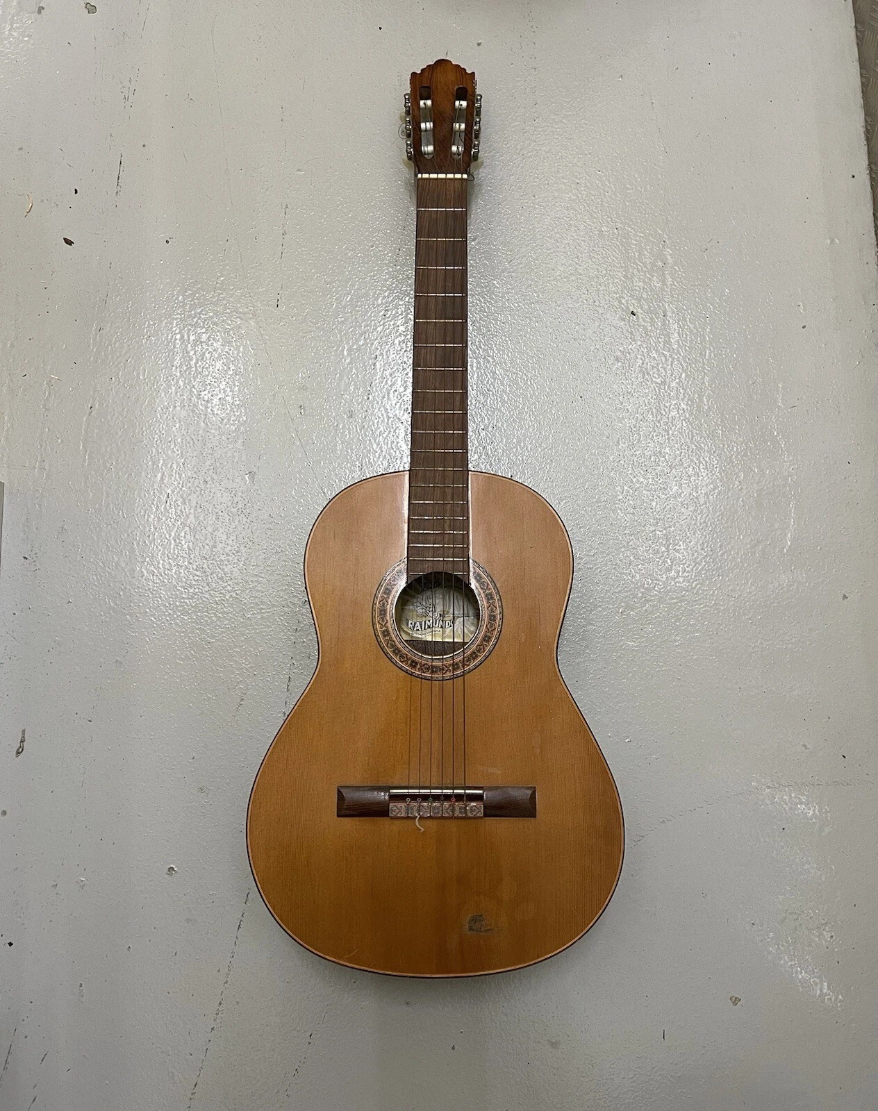 Picture 3 of 12