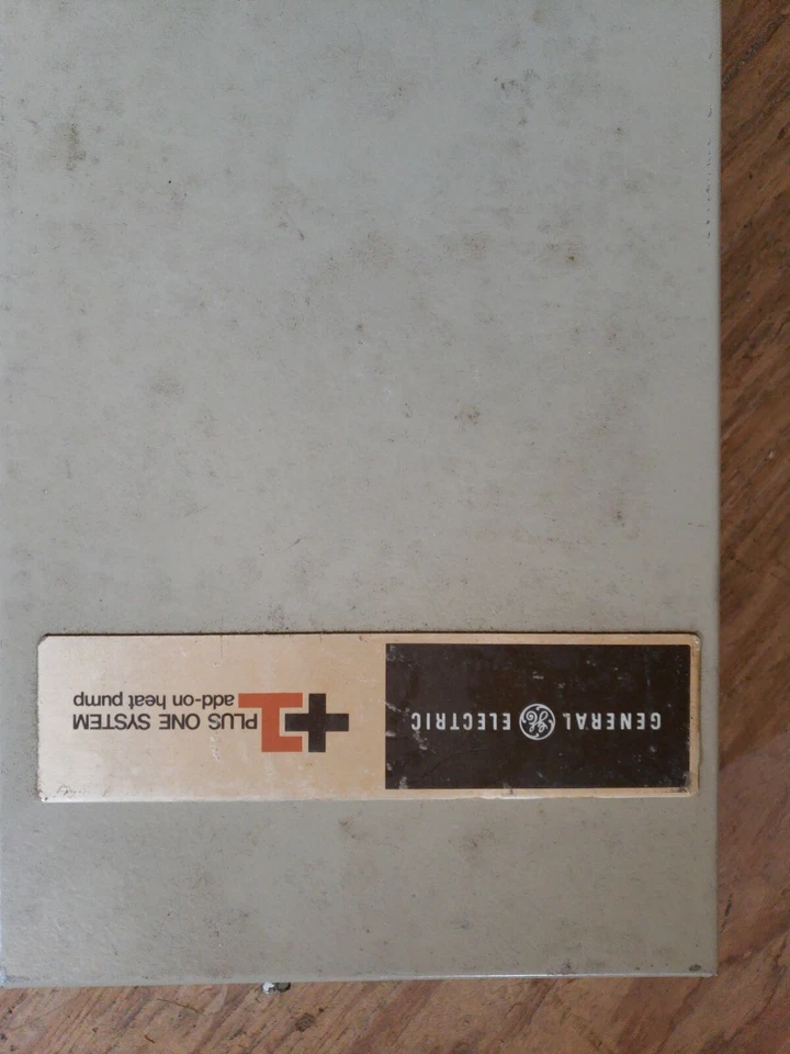 Caja Kit Bomba de Calor General Electric Plus One System Addon Foto 2 de 4