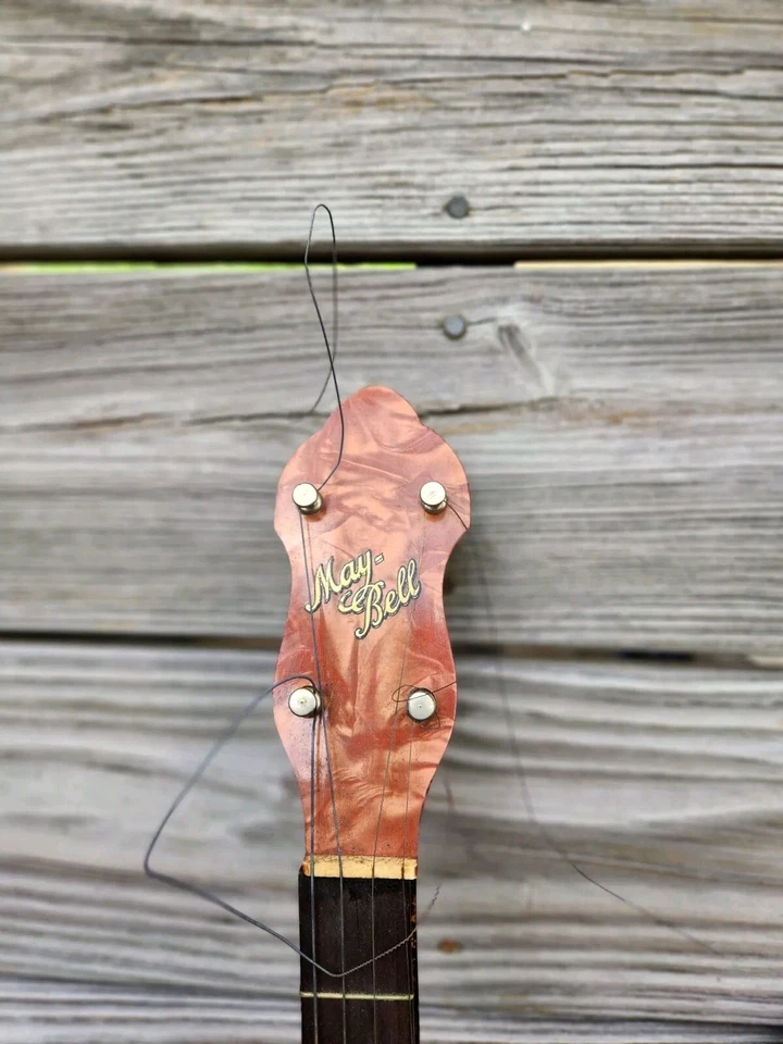 Vintage 1920s May Bell Tenor Banjo / Extras with Case - Image 2 of 4