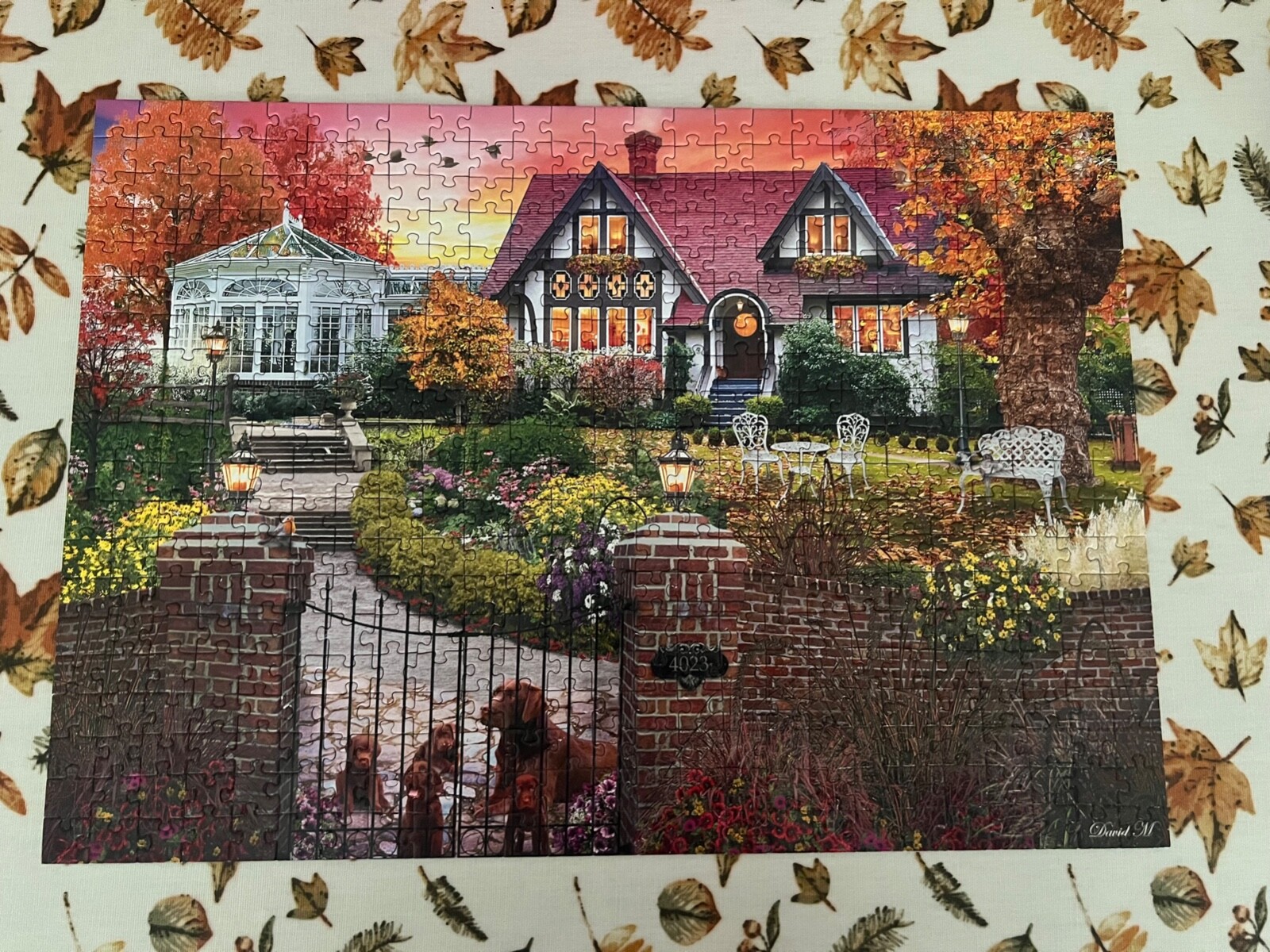 2 x 500 CORNER PIECE JIGSAW PUZZLES HOUSE BY POND / AUTUMN COTTAGE