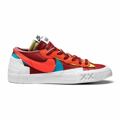 NEW Nike x Sacai x KAWS Blazer Low Team Red Men’s Size 9.5 Sneakers DM7901-600 