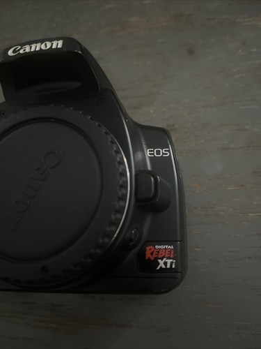 Canon EOS Rebel XTi 10.1mp DSLR Camera Body Only - Picture 2 of 7