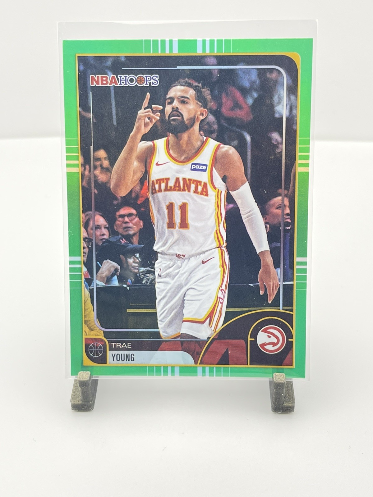 Trae Young #259 2025/26 Topps Green NBA Hoops