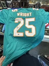 Jaylen Wright Signed Custom Dolphins Jersey Becket COA