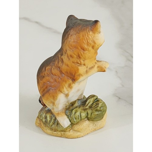 Mini Cute Raccoon Figurine Porcelain #9988 Year 90's Home Decor 2 1/2" Vintage - 第 6/11 張圖片