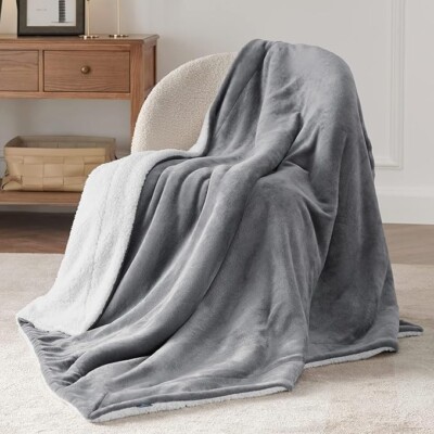 BEDSURE Blanket Sofa Blanket Grey - warm Sherpa Sofa Throw Blanket, Thick Sofa B