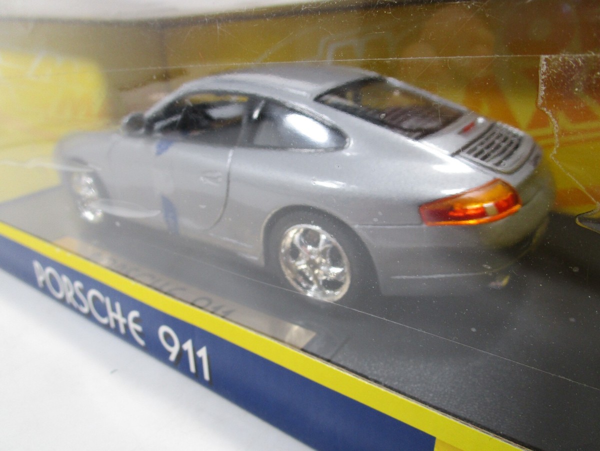 モーターマックス　　ポルシェ911 MOTORMAX 1/18 GRAY PORSCHE 911 CARRERA NEW IN BOX *READ