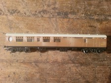 Hornby R938 OO Gauge LNER Teak Brake Third Coach 1870 Silver Damaged Box