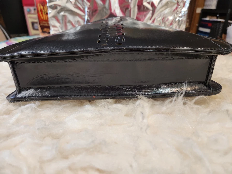 Bolso de Hombro Mondani Vintage Cuero Negro Estructurado Corte Láser Cartera Foto 4 de 4