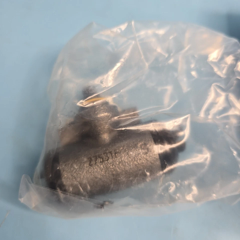 18E1414 AC Delco Wheel Cylinder Rear for Jeep Patriot Compass Dodge Caliber Foto 3 de 3