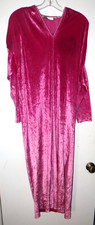 Oscar de la Renta Pink Velveteen Lounging Robe Long Sleeves Size M