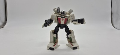 Transformers Generations Earthrise Deluxe Class Wheel Jack (Complete)