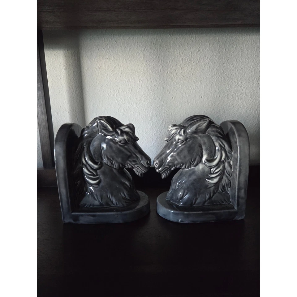 Vintage 1950s Gray Ceramic Horse Head Bookends 7" Mid Century Signed GP - Image 3 of 4
