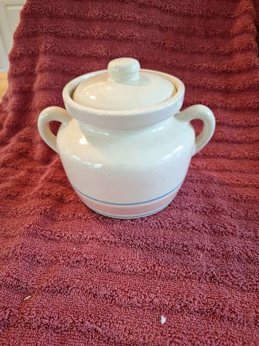 VINTAGE MCCOY #341 BEAN POT WITH BLUE & PINK STRIPE