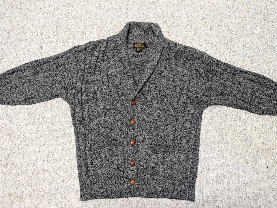 CÁRDIGAN suéter vintage hecho en EE. UU. EDDIE BAUER tejido cable XL lana chal cuero Foto 2 de 4