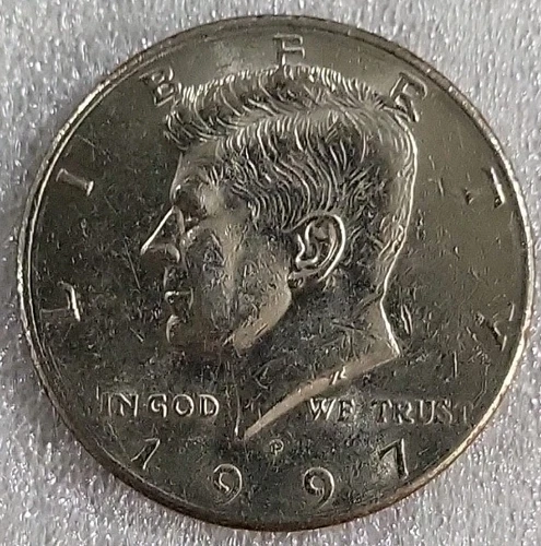 1997-P United States Kennedy Half Dollar 50 Cent Coin *C577