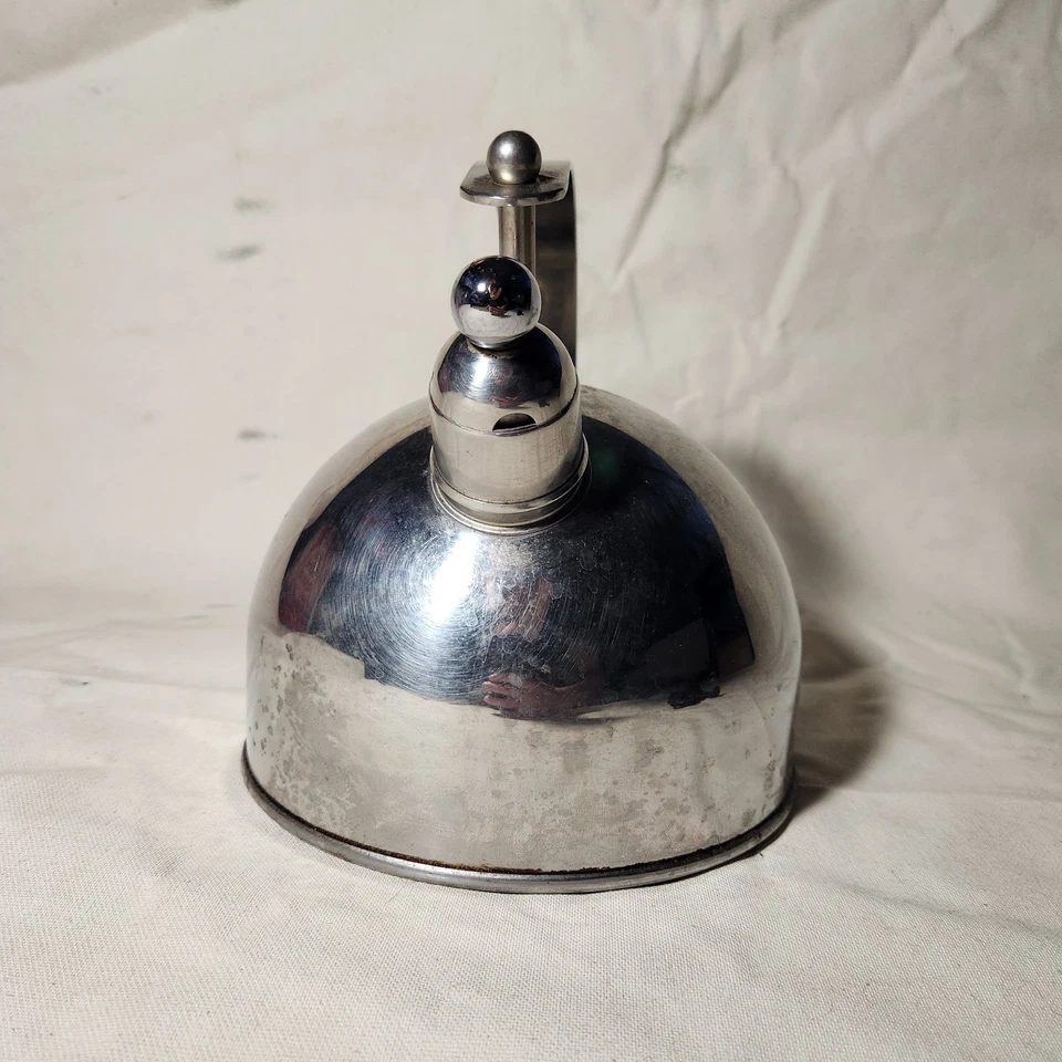 Tetera de acero inoxidable Cuisinart BA-165A de 2 cuartos - Usada Foto 4 de 4