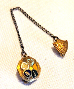 VINTAGE 25 YEAR MASONIC PIN BACK 10K GF
