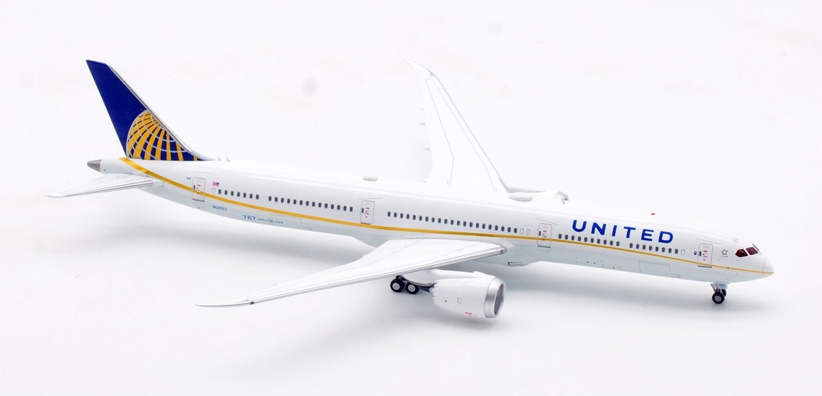 Aviation 1:400 United Airlines Boeing B787-10 Diecast