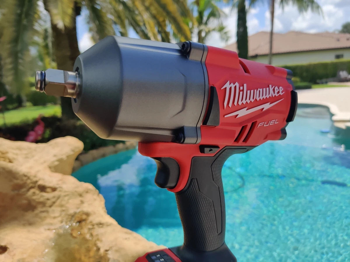 Milwaukee 2767 20 M18 FUEL High Torque Impact Wrench with Friction Ring Tool
