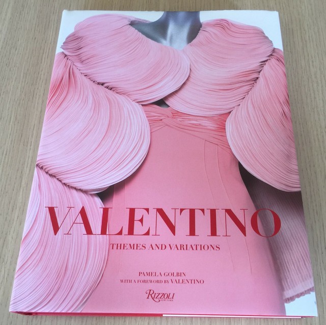 激安 新作 Valentino Themes Variations And その他 Www Theashleycentre Co Uk