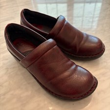Born BOC Peggy Clogs Slip On Comfort Shoes Burgundy Faux Leather Size 8 / 39