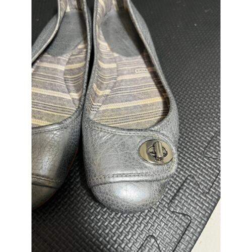 Coach Metallic Flats Ballet Turn Lock Silver Womens Shoes Size 7 B - Imagen 3 de 9
