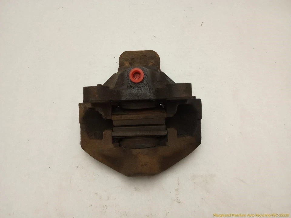 Volvo 240 WAGON Passenger Right Rear Brake Caliper Fits 1977-1993 77 78 79 80 81 - Image 2 of 4