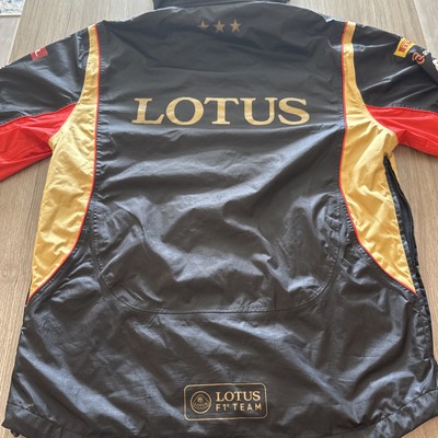 LOTUS F1チームジャケット ブラック ゴールド LOTUS F1チームジャケット ブラック ゴールド
