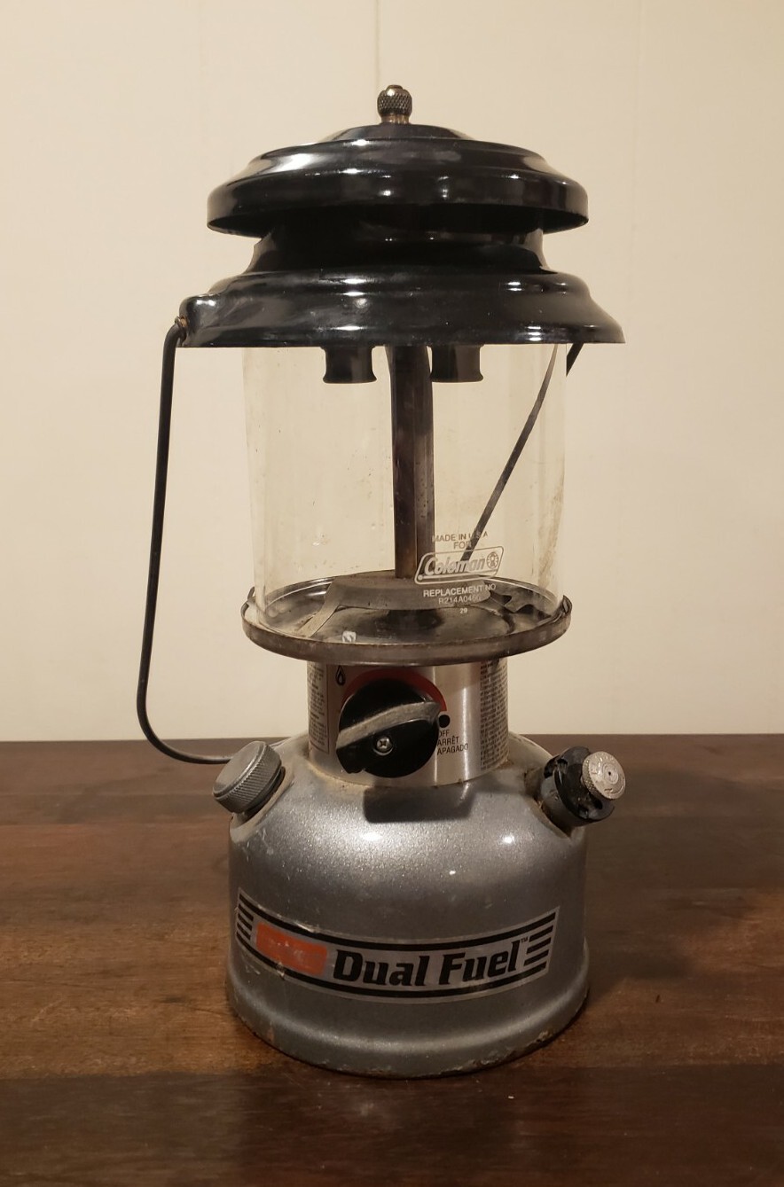 Vintage 1996 Coleman Dual Fuel 2 Mantle Lantern Model 285700T Silver