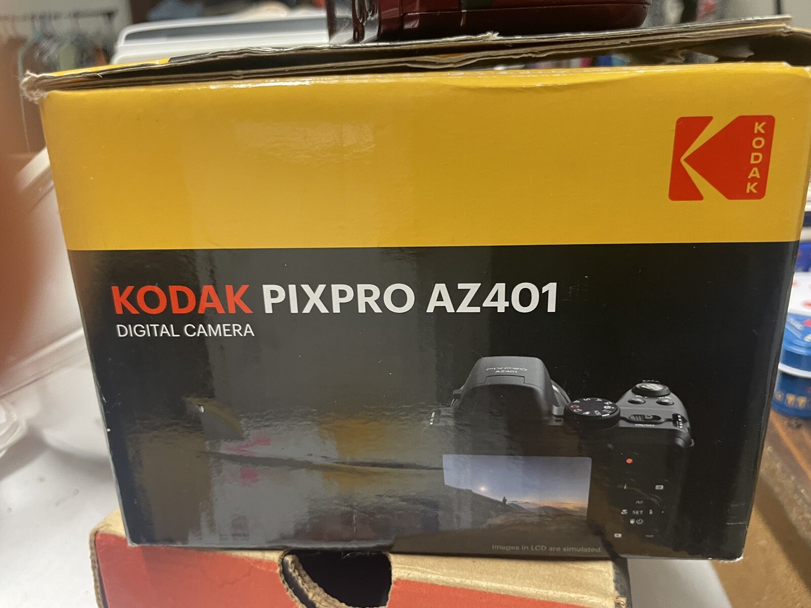 Kodak AZ401RD PIXPRO Digital Camera with 16 Megapixels and 40x Optical
