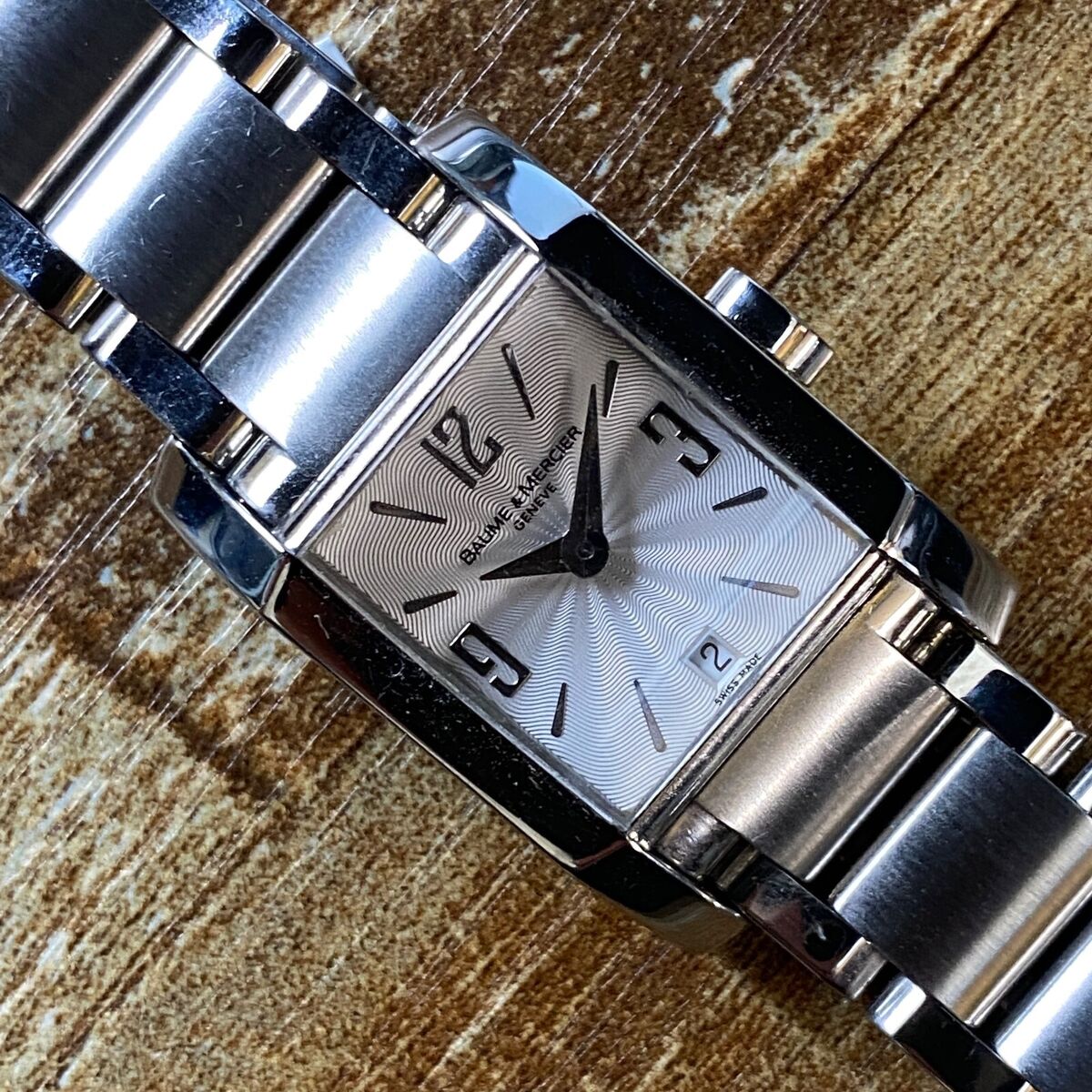 Baume & Mercier Ladies Diamant Quartz Silver Dial Wristwatch Baume & Mercier Ladies Diamant Quartz Silver Dial Wristwatch